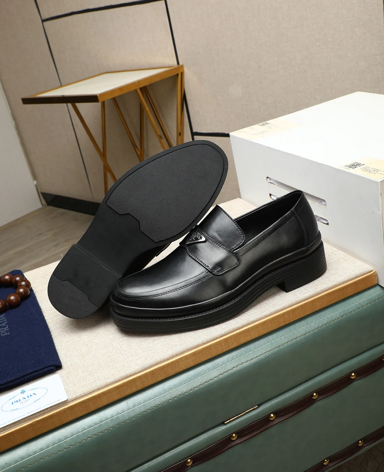 Men's men's shoes 💰540 (water-dyed cow leather) 📛📛PRADA high-end counter's latest formal business leather shoes 👔original and highest quality! Imported from Italy 🇮🇹 first-layer calfskin fabric ➕ cowhide lining Original outsole Formal size: 38➖44 (45 customized)
